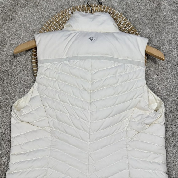Athleta So Down Asymmetrical Front Zip Puffer Vest Down Feather in Ivory Size M - Picture 3 of 7